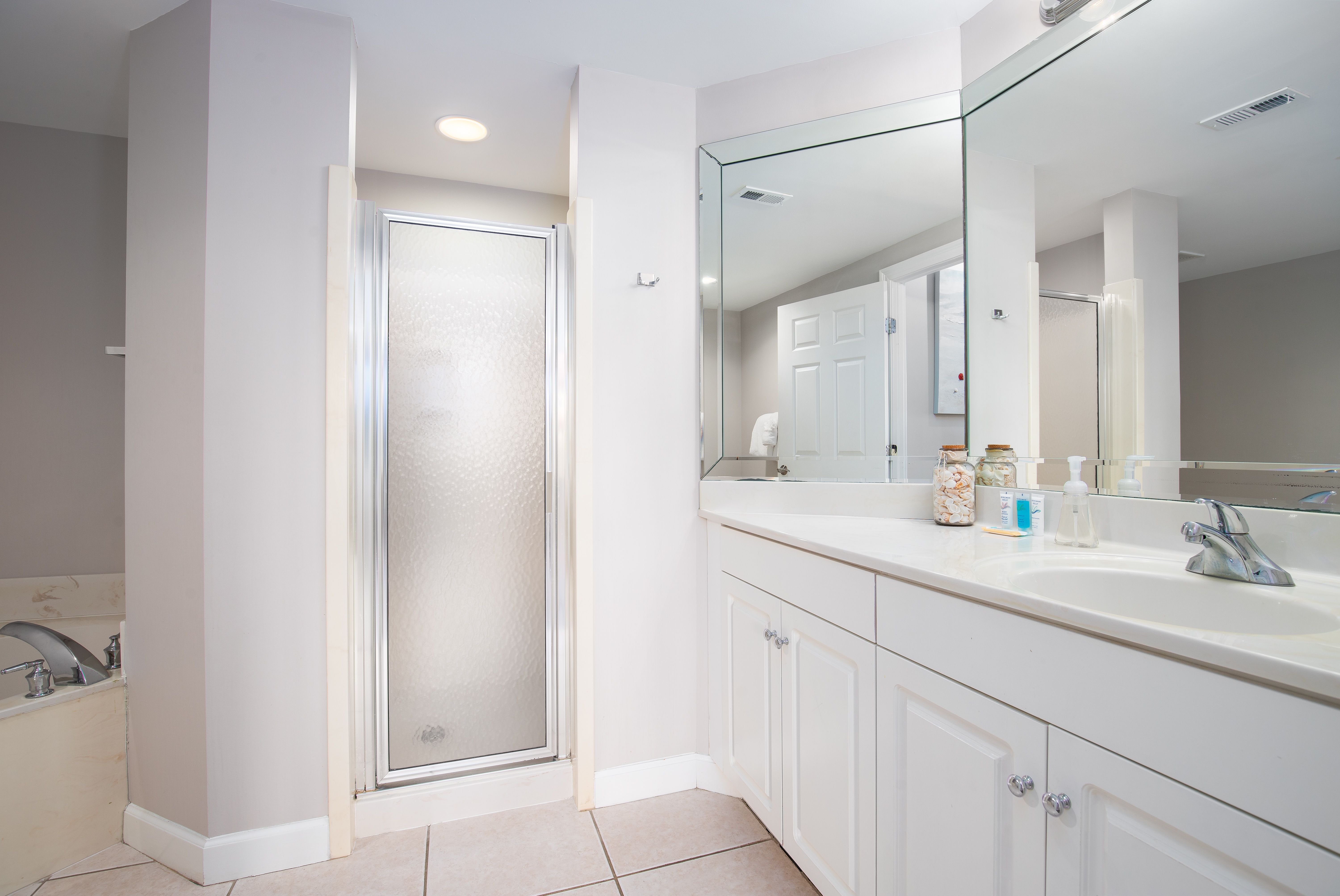 Renovated Sterling Shores Condo with Bunk Room, Gulf Glimpses & Beach Access - 物件實景