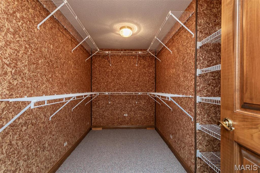 Glen Carbon, Illinois, 62034, United States, 3 Bedrooms Bedrooms, ,4 BathroomsBathrooms,Residential,For Sale,1840876