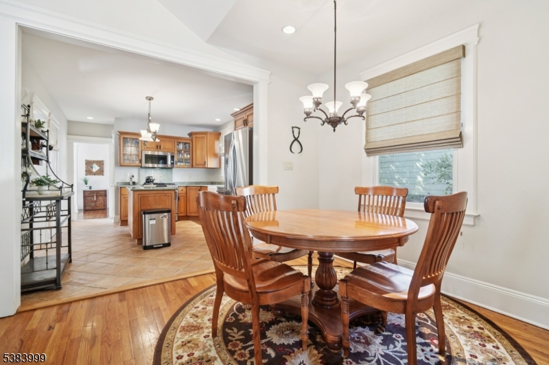 Millburn Twp., New Jersey, 07078, United States, 3 Bedrooms Bedrooms, ,3 BathroomsBathrooms,Residential,For Sale,1988129