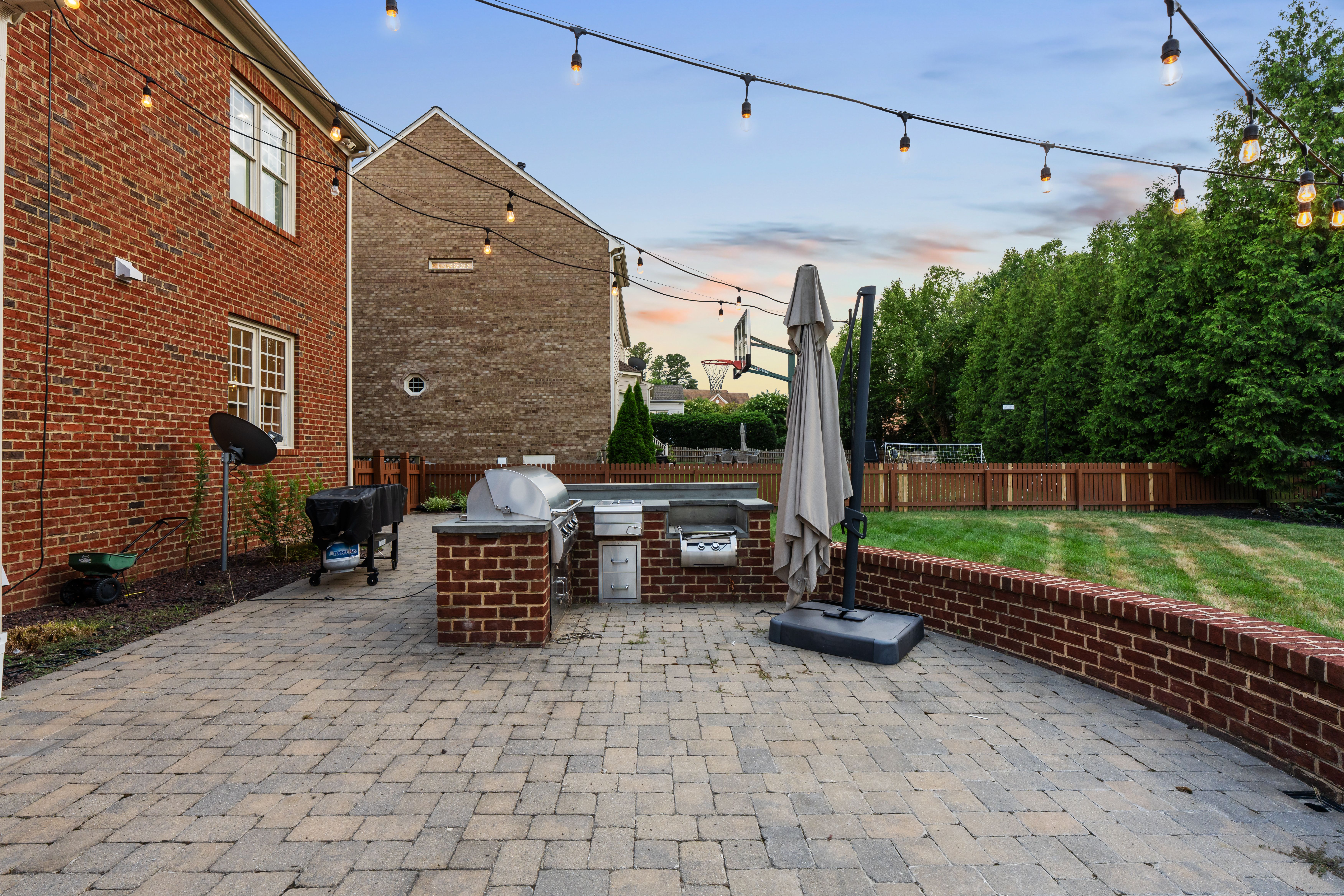  12200 Heatherford Place, Glen Allen, VA 23059 - 物件實景