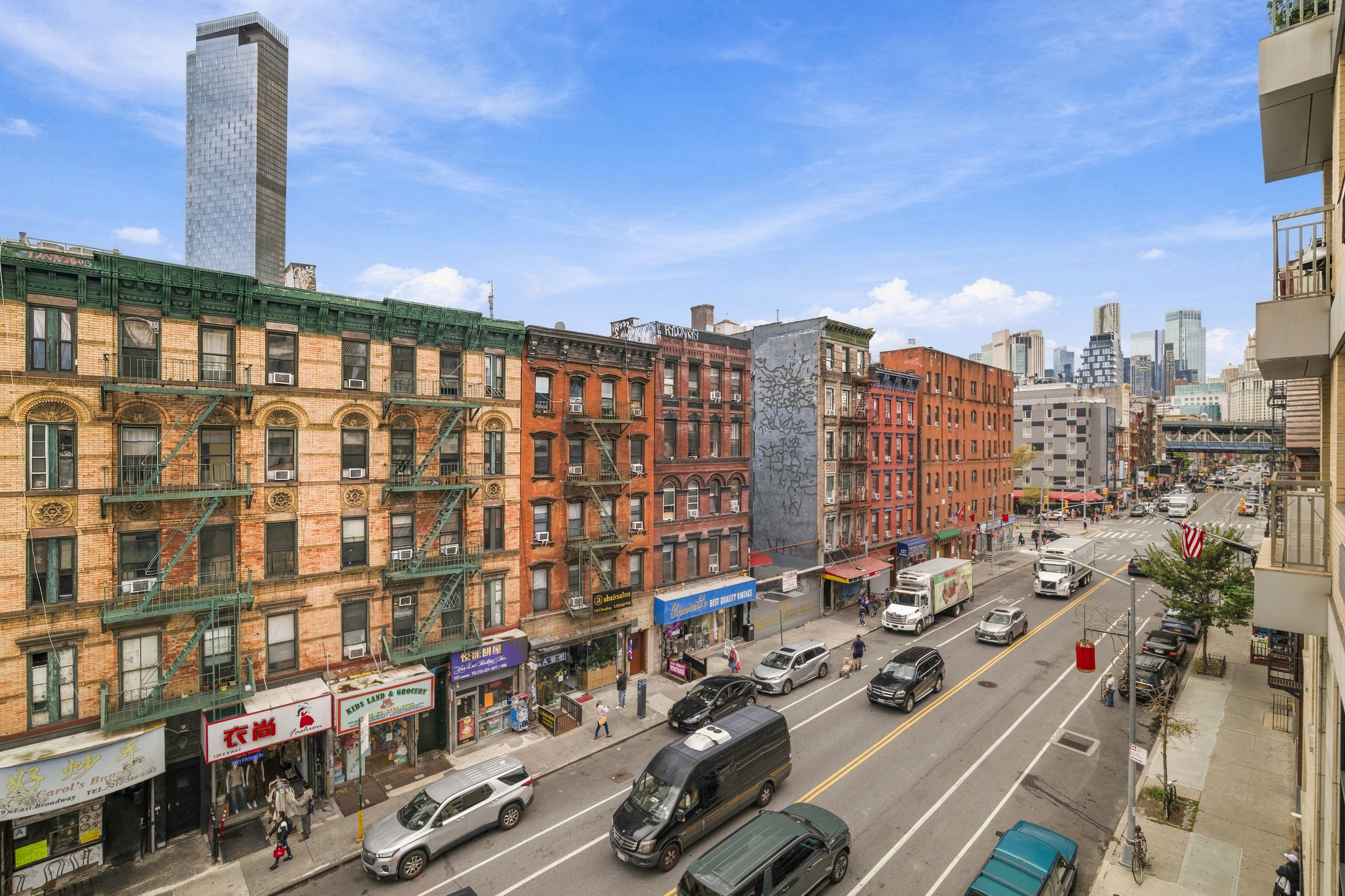  136 East Broadway, 3A - 物件實景