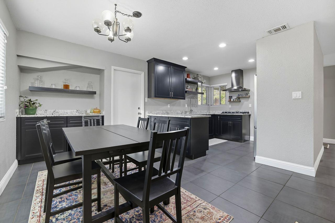 Sacramento, California, 95826, United States, 3 Bedrooms Bedrooms, ,2 BathroomsBathrooms,Residential,For Sale,1968720