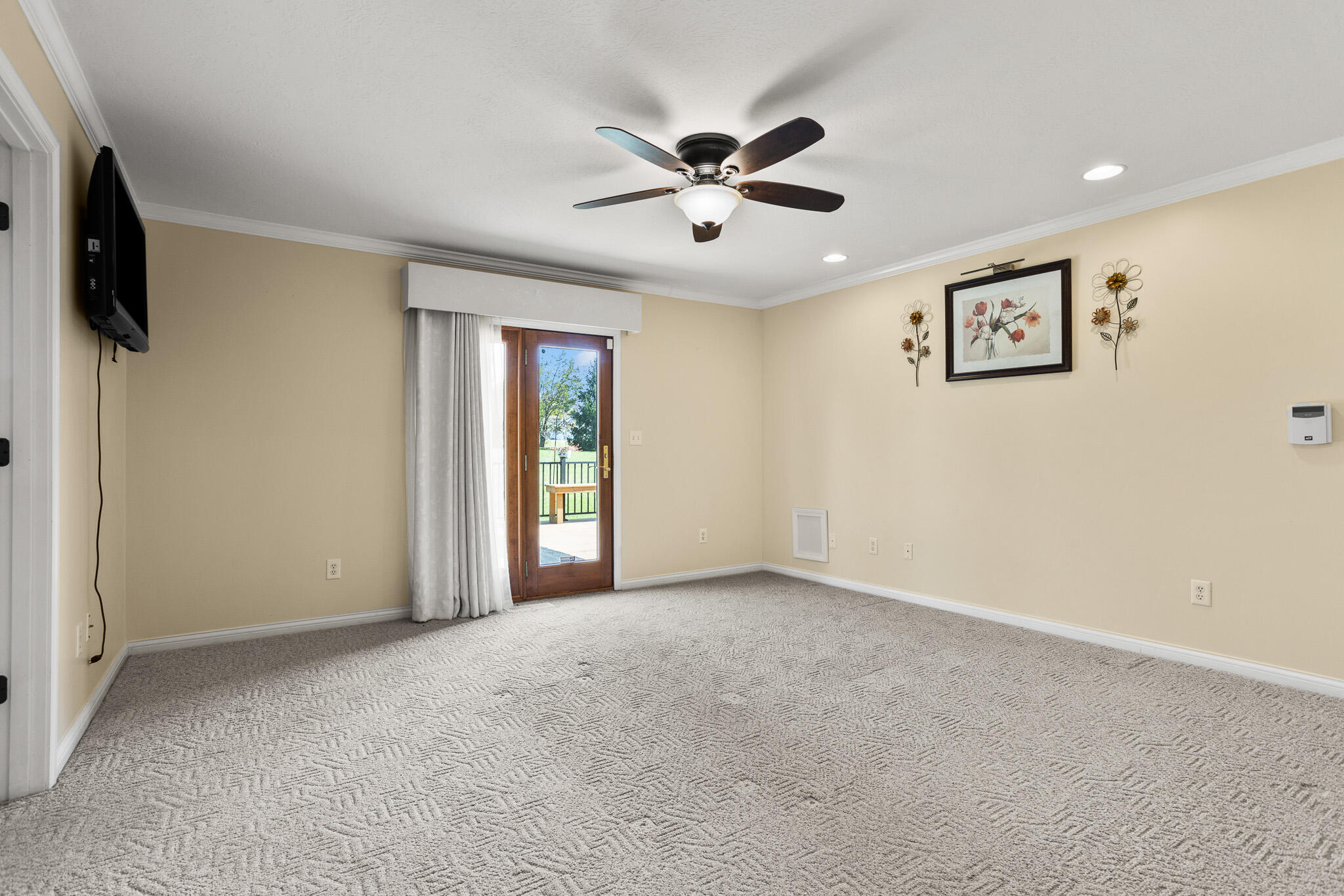 New Carlisle, Ohio, 45344, United States, 4 Bedrooms Bedrooms, ,3 BathroomsBathrooms,Residential,For Sale,1964835