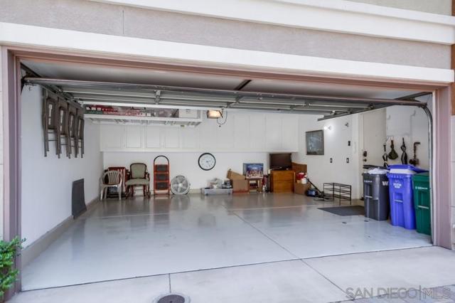Santee, California, 92071, United States, 2 Bedrooms Bedrooms, ,2 BathroomsBathrooms,Residential,For Sale,1929099