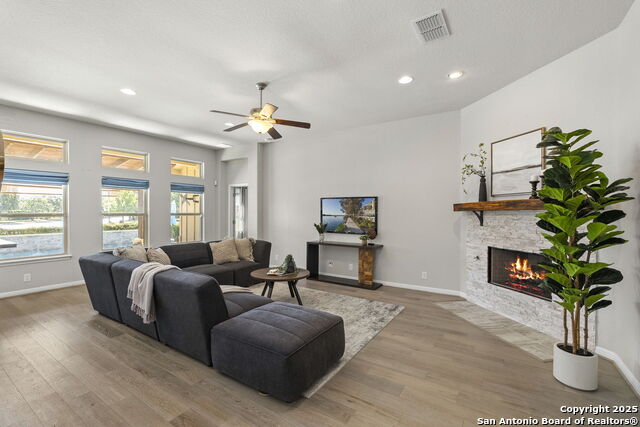 Schertz, Texas, 78154, United States, 4 Bedrooms Bedrooms, ,4 BathroomsBathrooms,Residential,For Sale,1989304