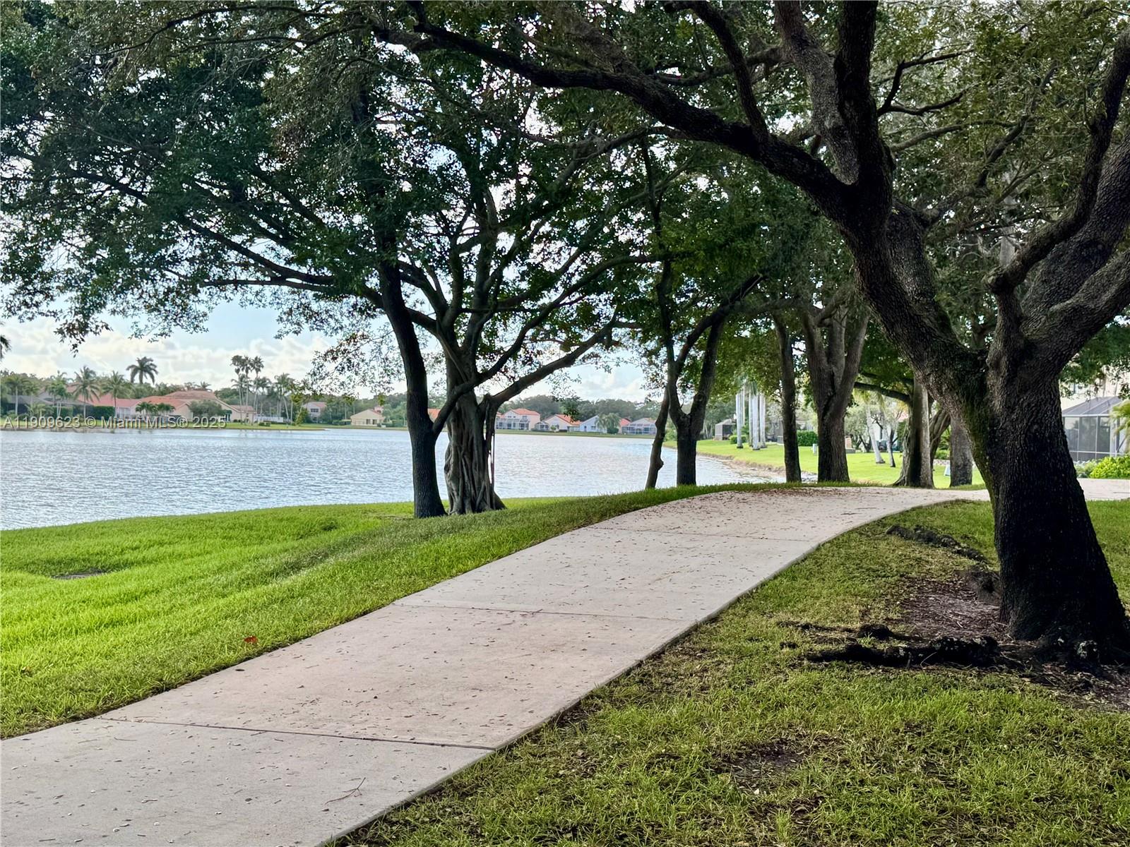 Weston, Florida, 33326, United States, 3 Bedrooms Bedrooms, ,2 BathroomsBathrooms,Residential,For Sale,1991492