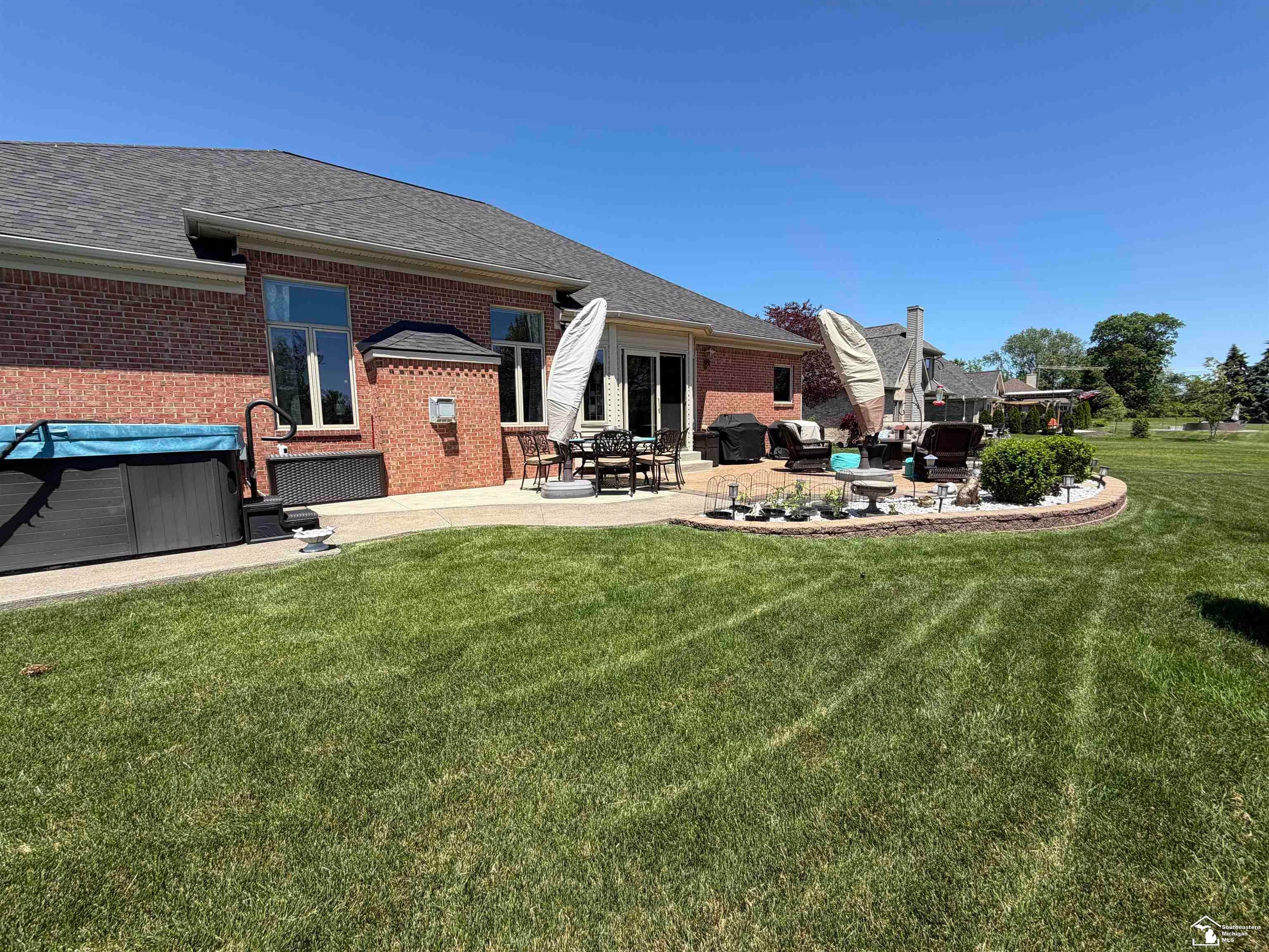 Newport, Michigan, 48166, United States, 3 Bedrooms Bedrooms, ,4 BathroomsBathrooms,Residential,For Sale,2048069