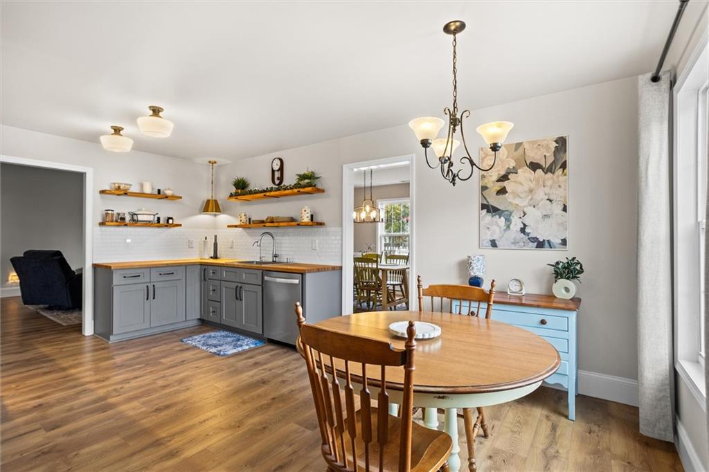 Dacula, Georgia, 30019, United States, 5 Bedrooms Bedrooms, ,4 BathroomsBathrooms,Residential,For Sale,1990423