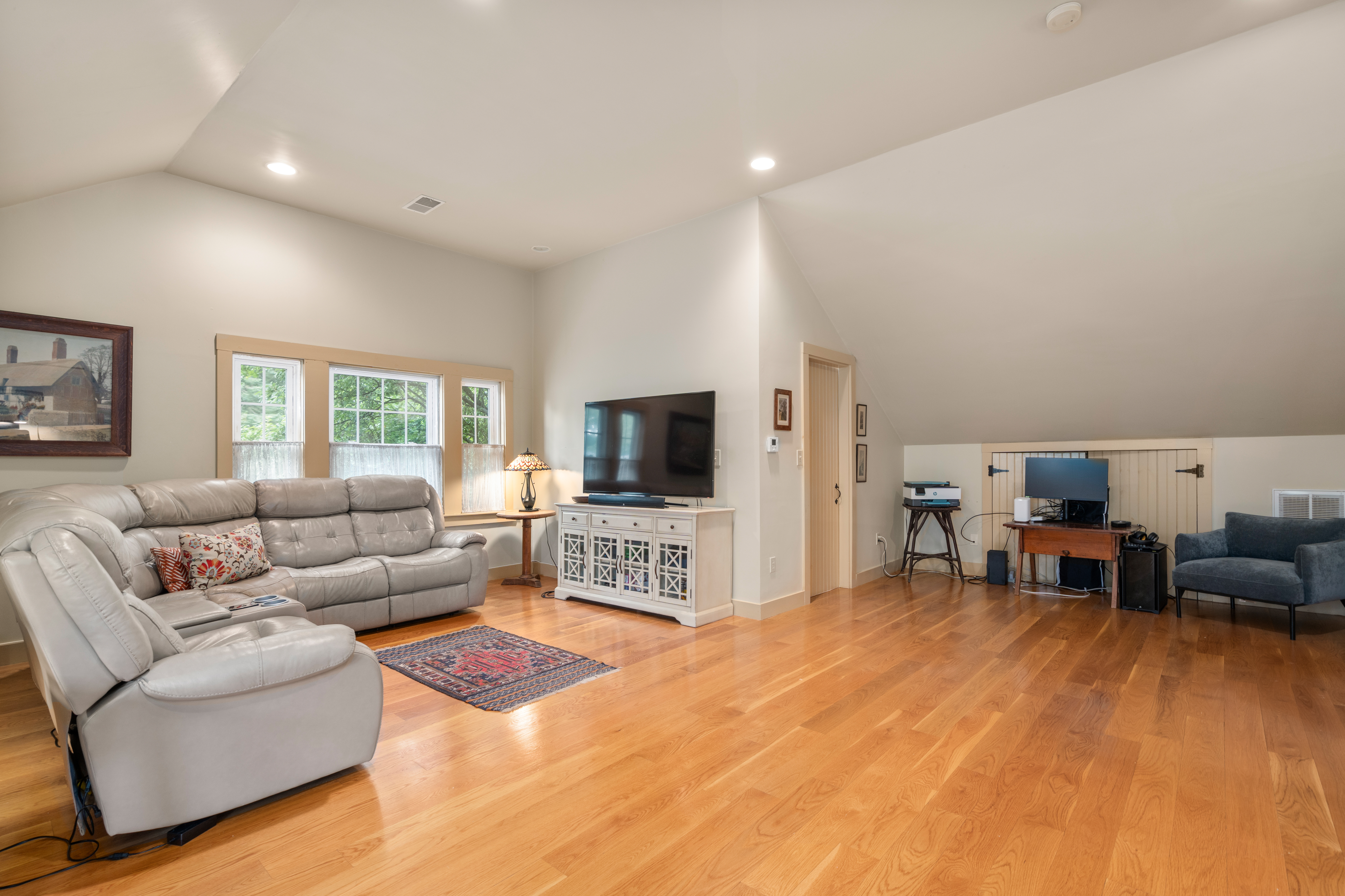  18 Shears Street, Wrentham, MA, 02093 - 物件實景