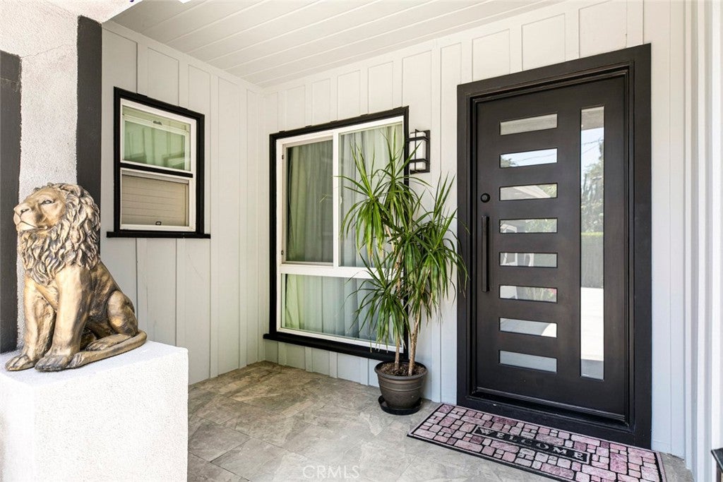 Van Nuys, California, 91406, United States, 3 Bedrooms Bedrooms, ,2 BathroomsBathrooms,Residential,For Sale,1940883