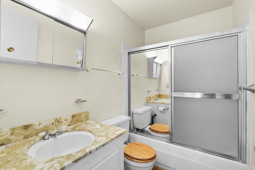 El Cajon, California, 92021, United States, 3 Bedrooms Bedrooms, ,2 BathroomsBathrooms,Residential,For Sale,1874691