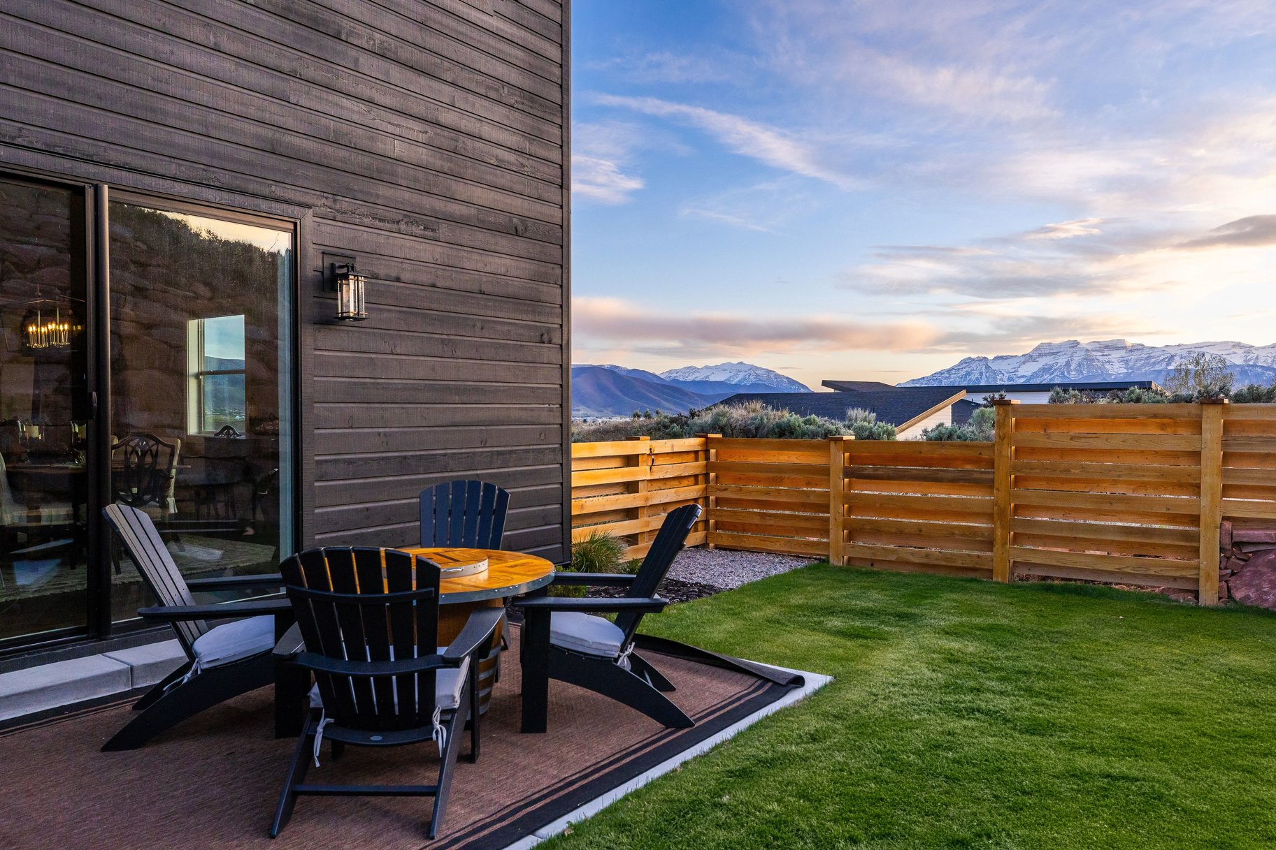  Mountain & Lake Views, Two-Island Chef