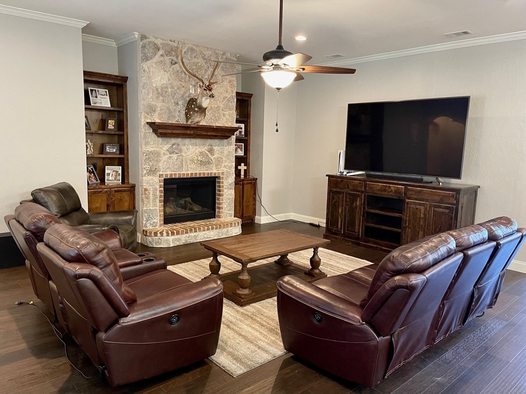 Odessa, Texas, 79765, United States, 4 Bedrooms Bedrooms, ,3 BathroomsBathrooms,Residential,For Sale,1978469