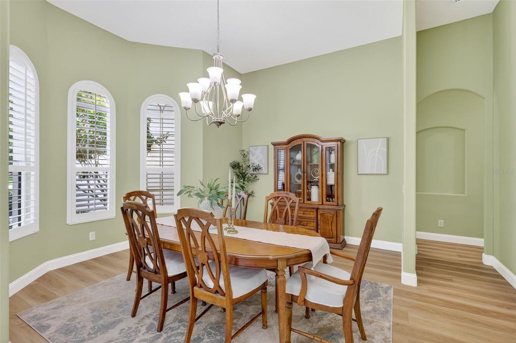 Bradenton, Florida, 34212, United States, 4 Bedrooms Bedrooms, ,3 BathroomsBathrooms,Residential,For Sale,1991075