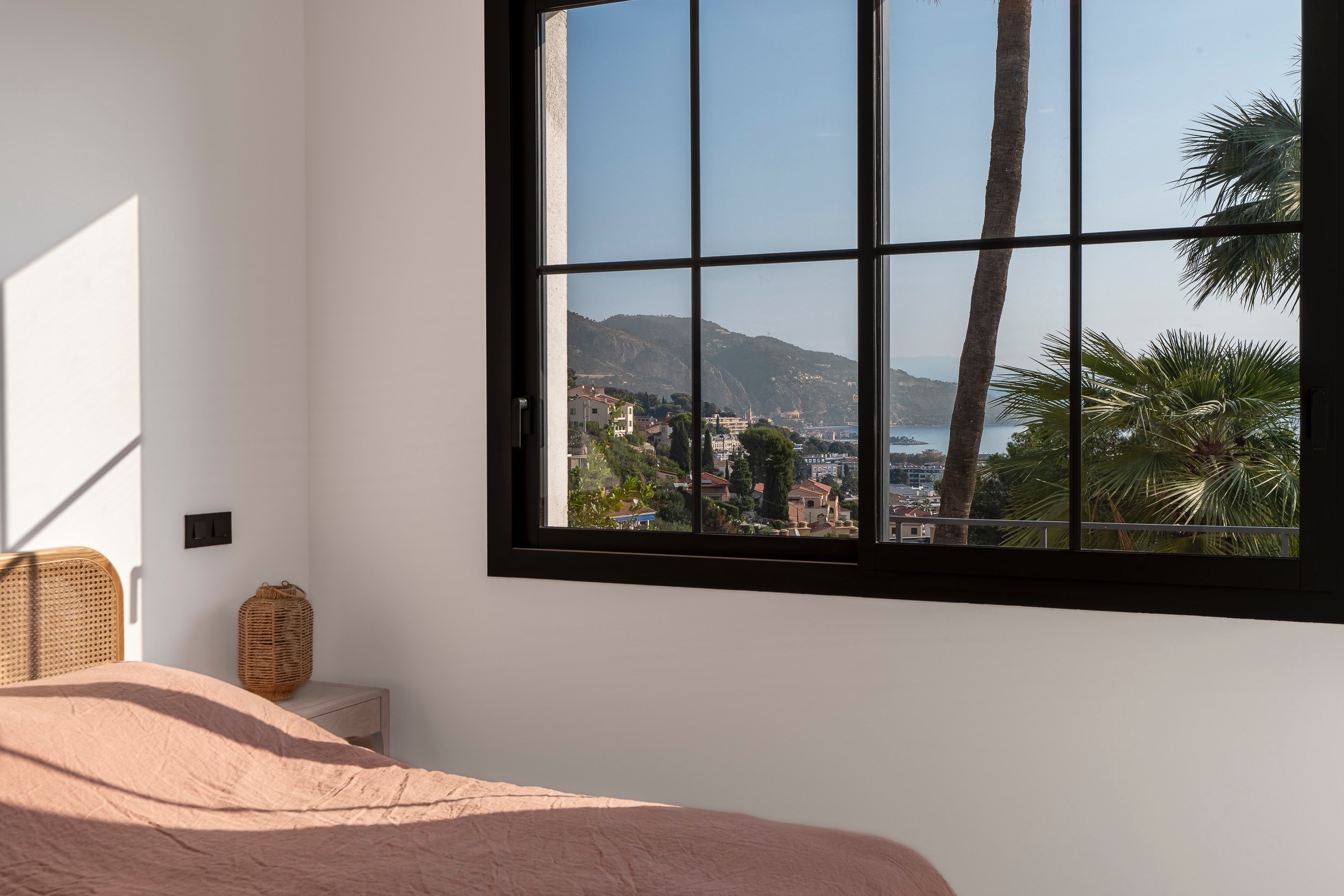  Renovated contemporary villa with pool near Monaco in Roquebrune-Cap-Martin - 物件實景