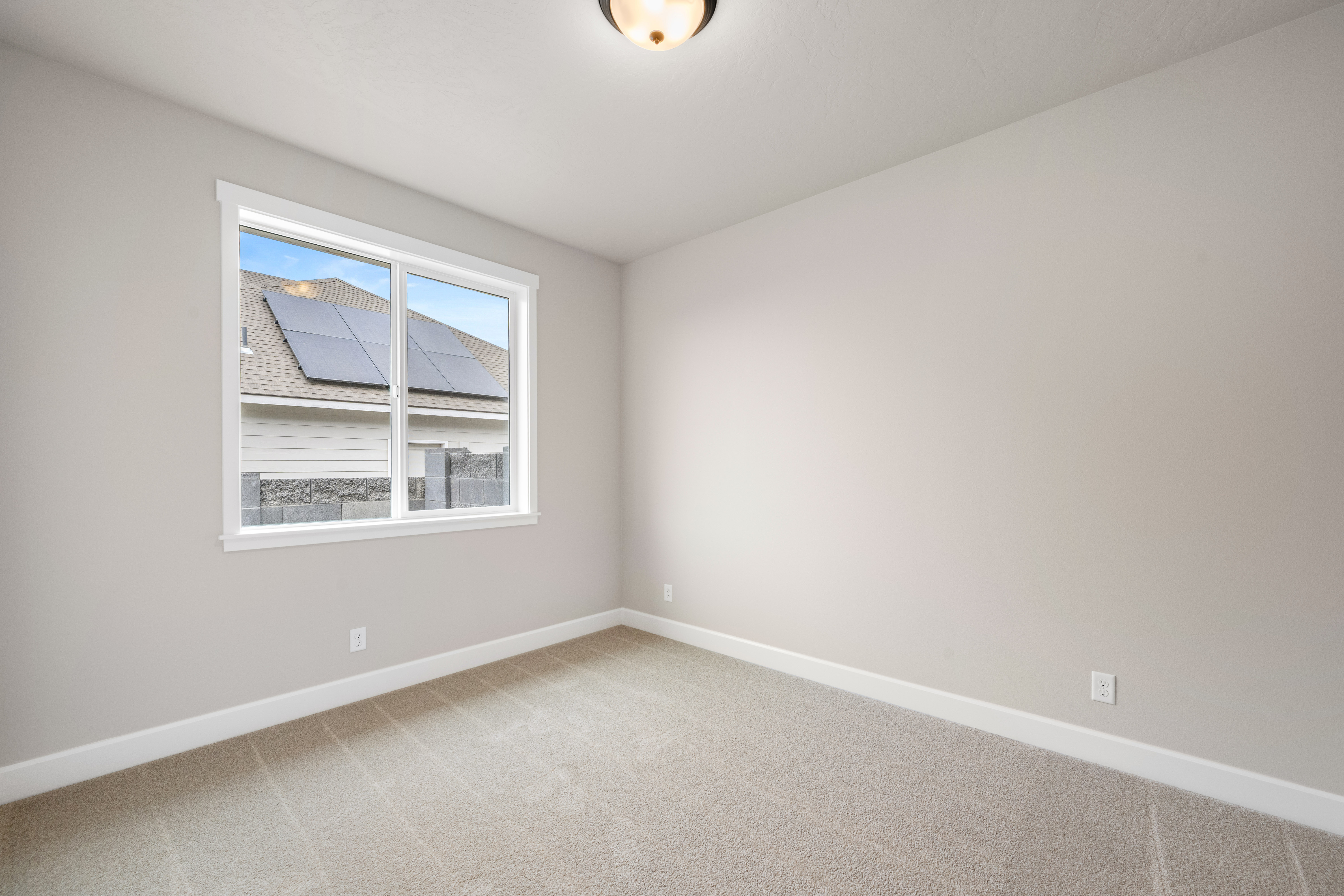  Incredible Floor Plan, Corner Lot & Fully Fenced - 物件實景