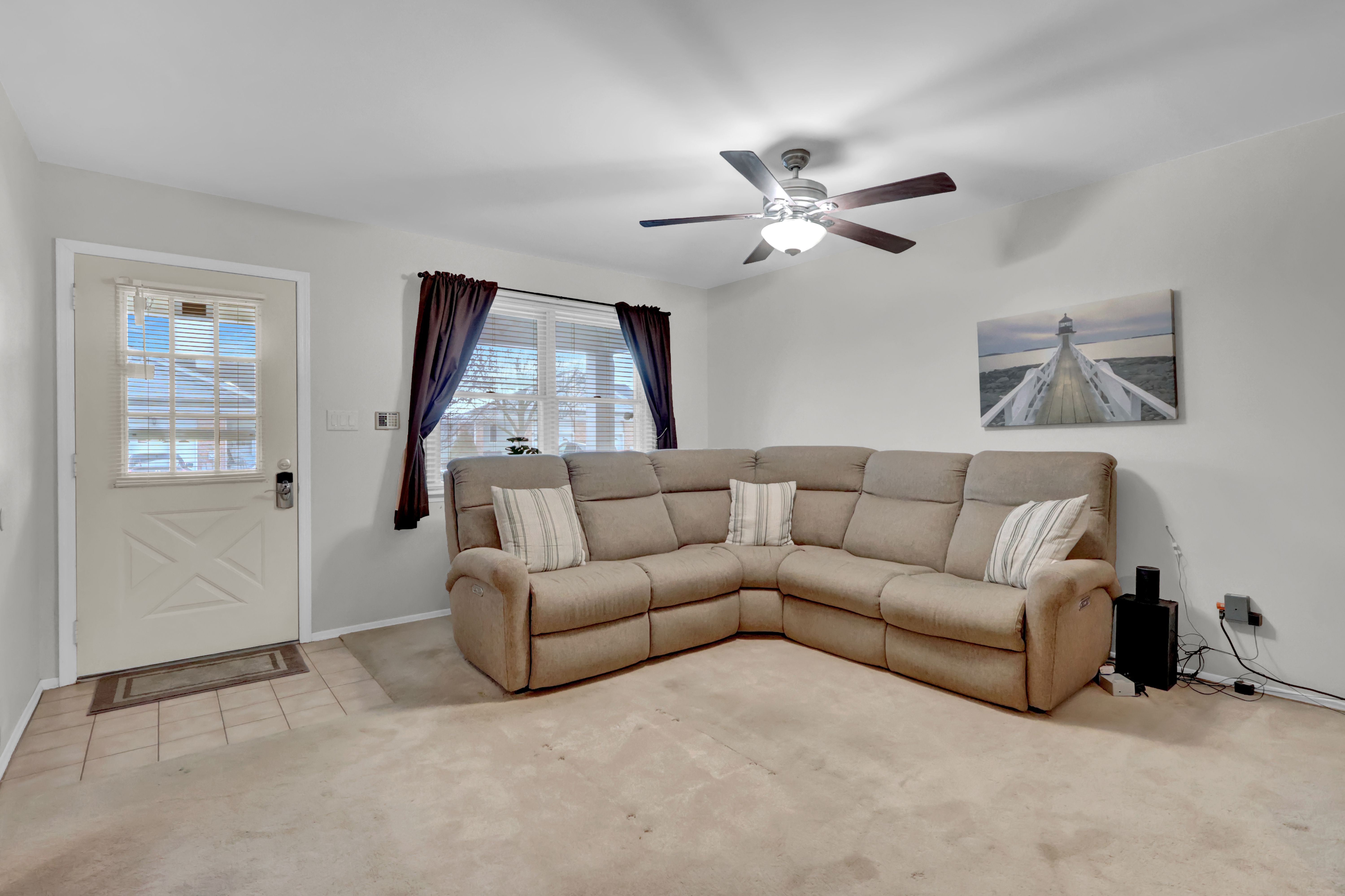  11 Primrose Lane, North Babylon, NY, 11703 - 物件實景