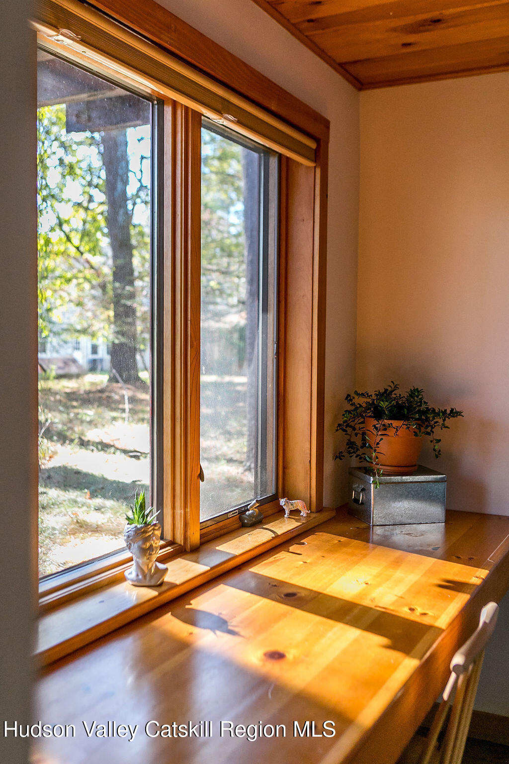 Woodstock, New York, 12498, United States, 2 Bedrooms Bedrooms, ,3 BathroomsBathrooms,Residential,For Sale,1965588