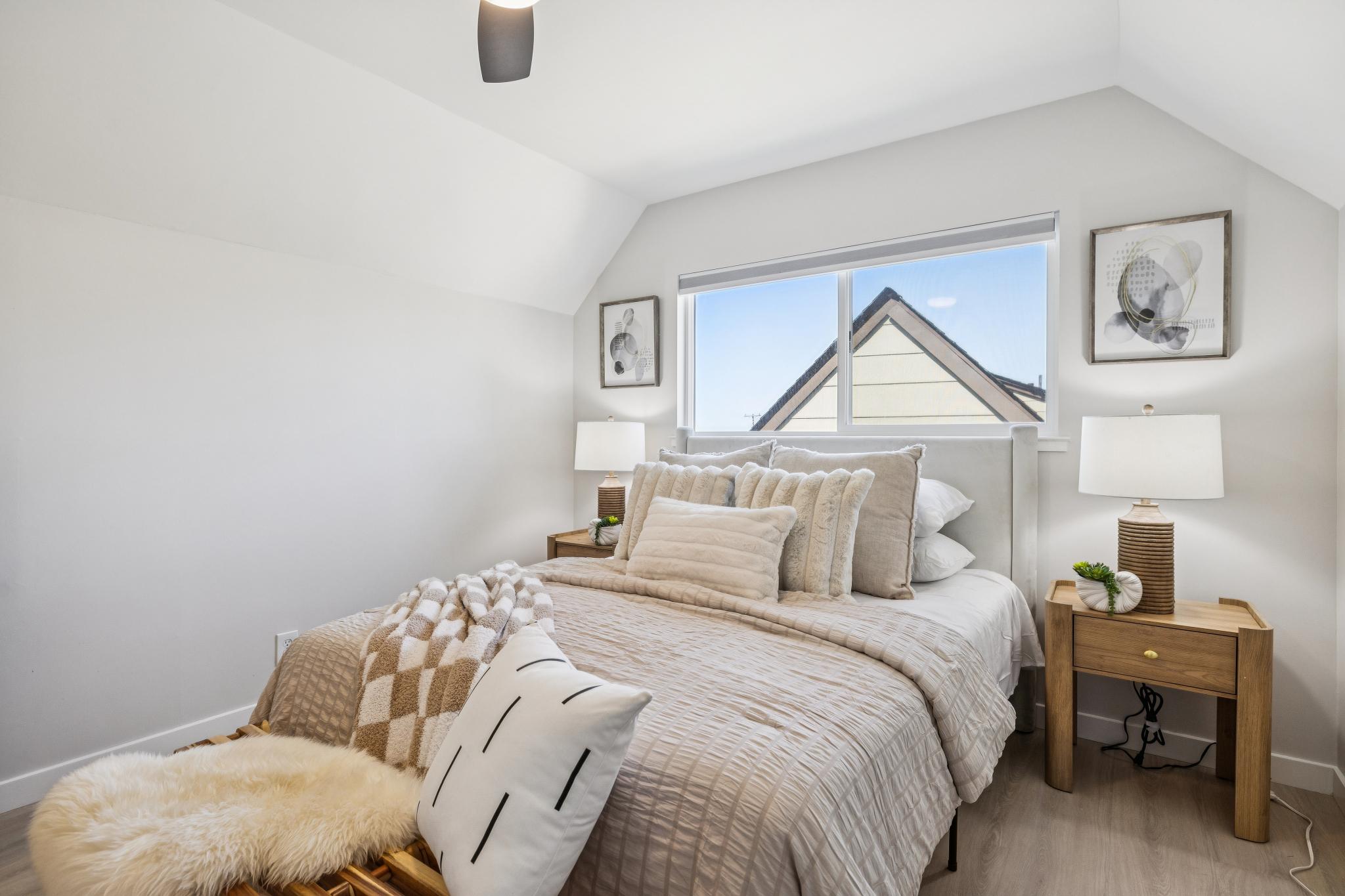  Exceptional Pacifica Retreat with Views - 物件實景