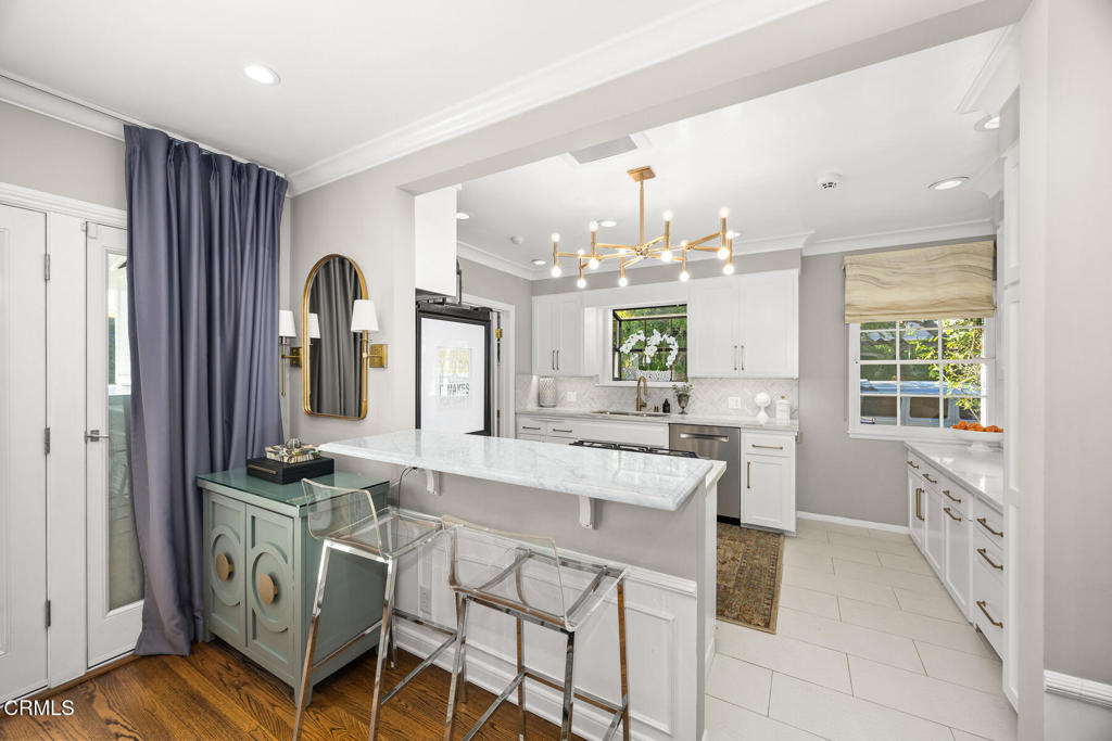 Pasadena, California, 91107, United States, 2 Bedrooms Bedrooms, ,1 BathroomBathrooms,Residential,For Sale,1988268