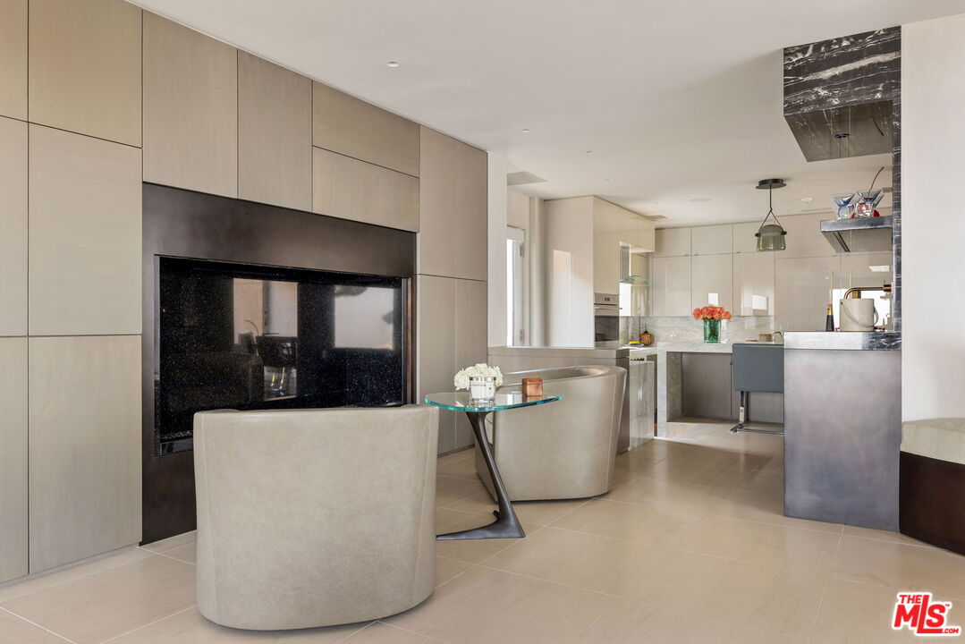 Los Angeles, California, 90046, United States, 3 Bedrooms Bedrooms, ,3 BathroomsBathrooms,Residential,For Sale,1908229