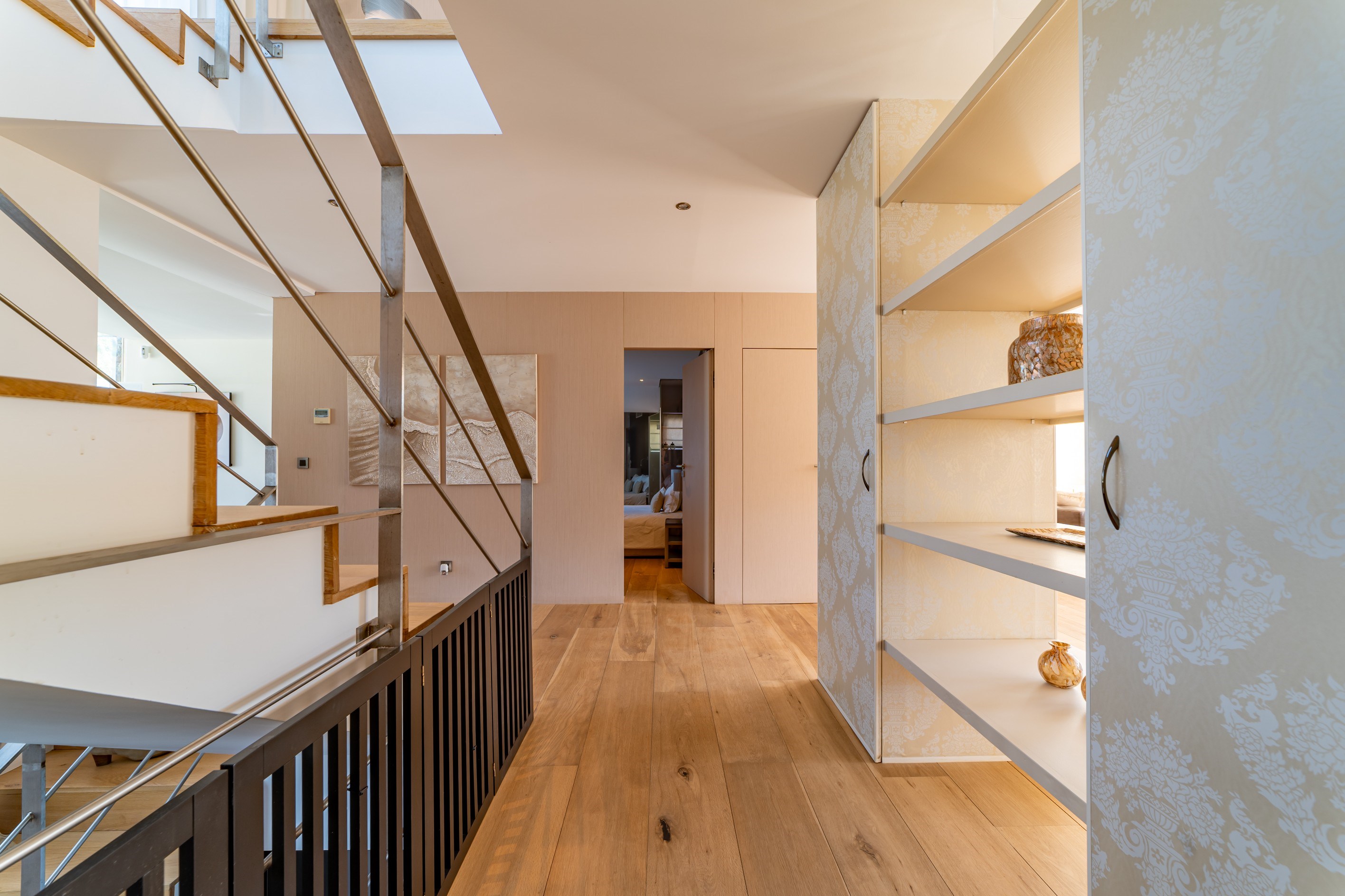  Elegance and transparency are the watchwords of this resolutely contemporary vi… - 物件實景