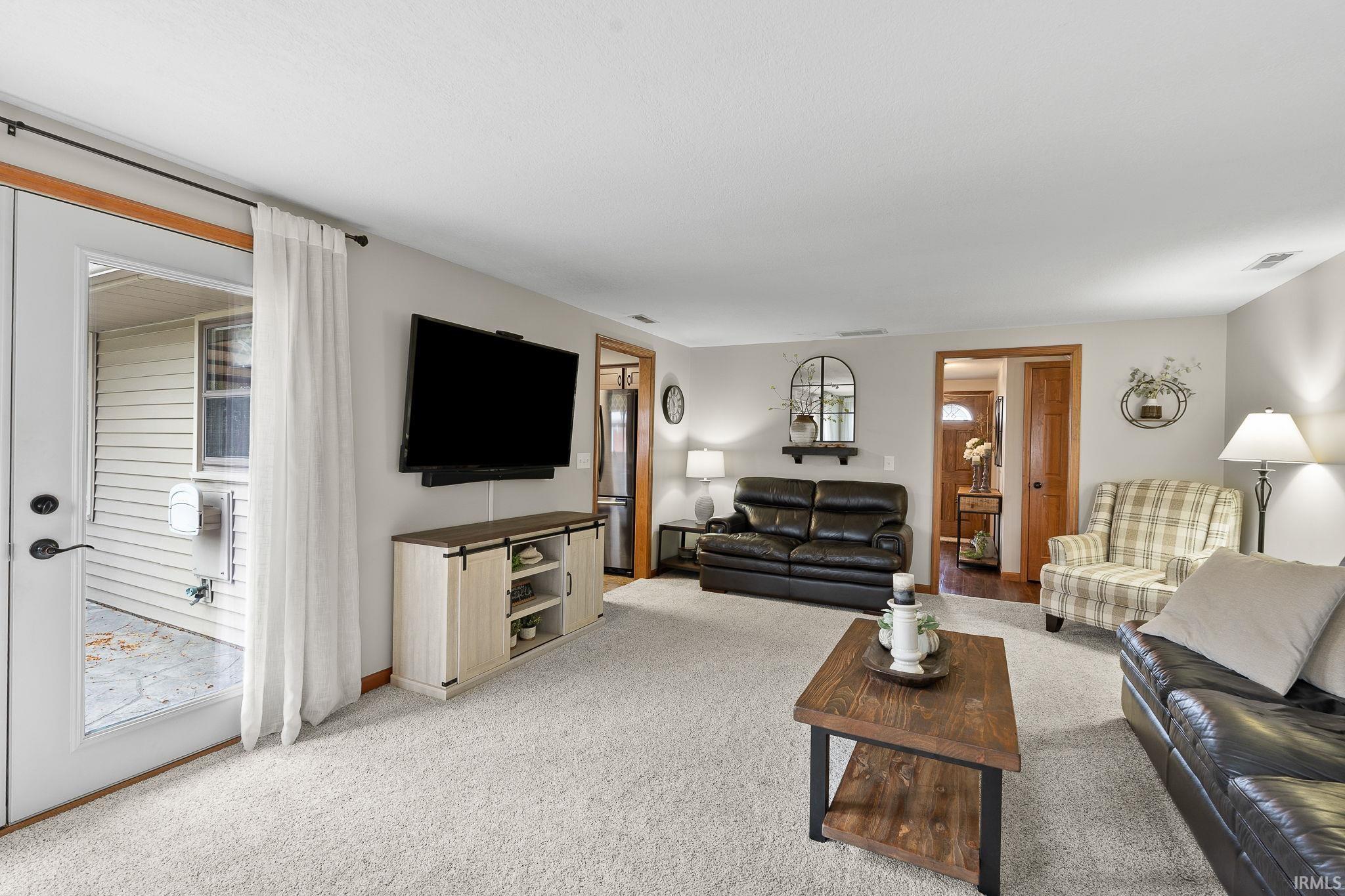 Angola, Indiana, 46703, United States, 3 Bedrooms Bedrooms, ,2 BathroomsBathrooms,Residential,For Sale,1992586