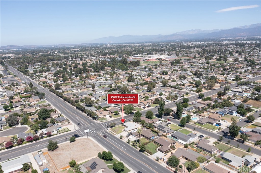 Ontario, California, 91762, United States, 4 Bedrooms Bedrooms, ,2 BathroomsBathrooms,Residential,For Sale,1930288