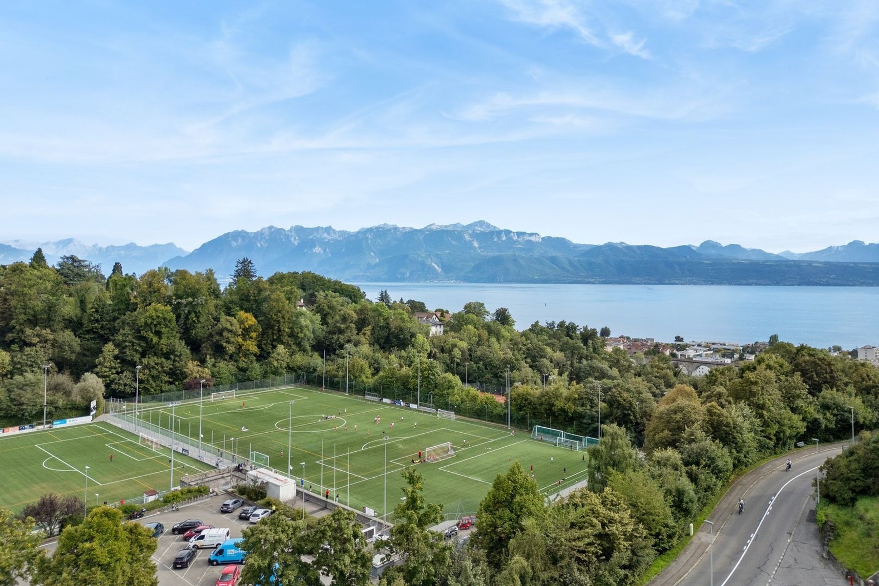  Spacious 200 m² townhouse with a view of the lake. - 物件實景