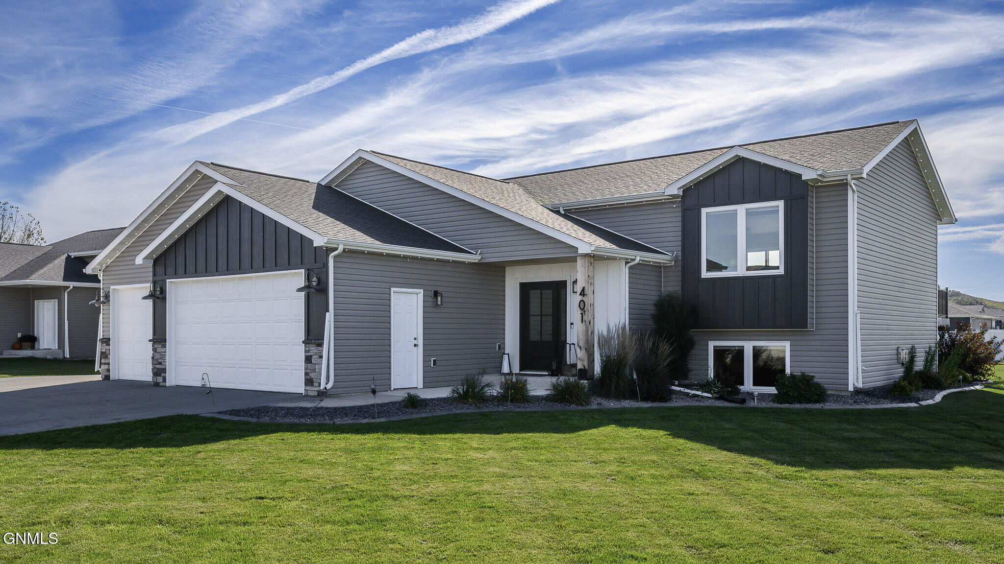 Mandan, North Dakota, 58554, United States, 5 Bedrooms Bedrooms, ,2 BathroomsBathrooms,Residential,For Sale,1983624