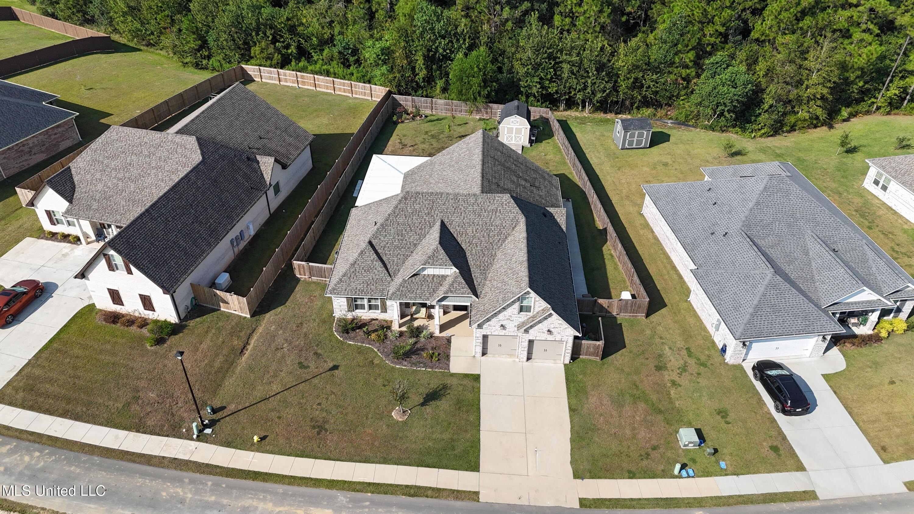 Gulfport, Mississippi, 39503, United States, 5 Bedrooms Bedrooms, ,3 BathroomsBathrooms,Residential,For Sale,1979883