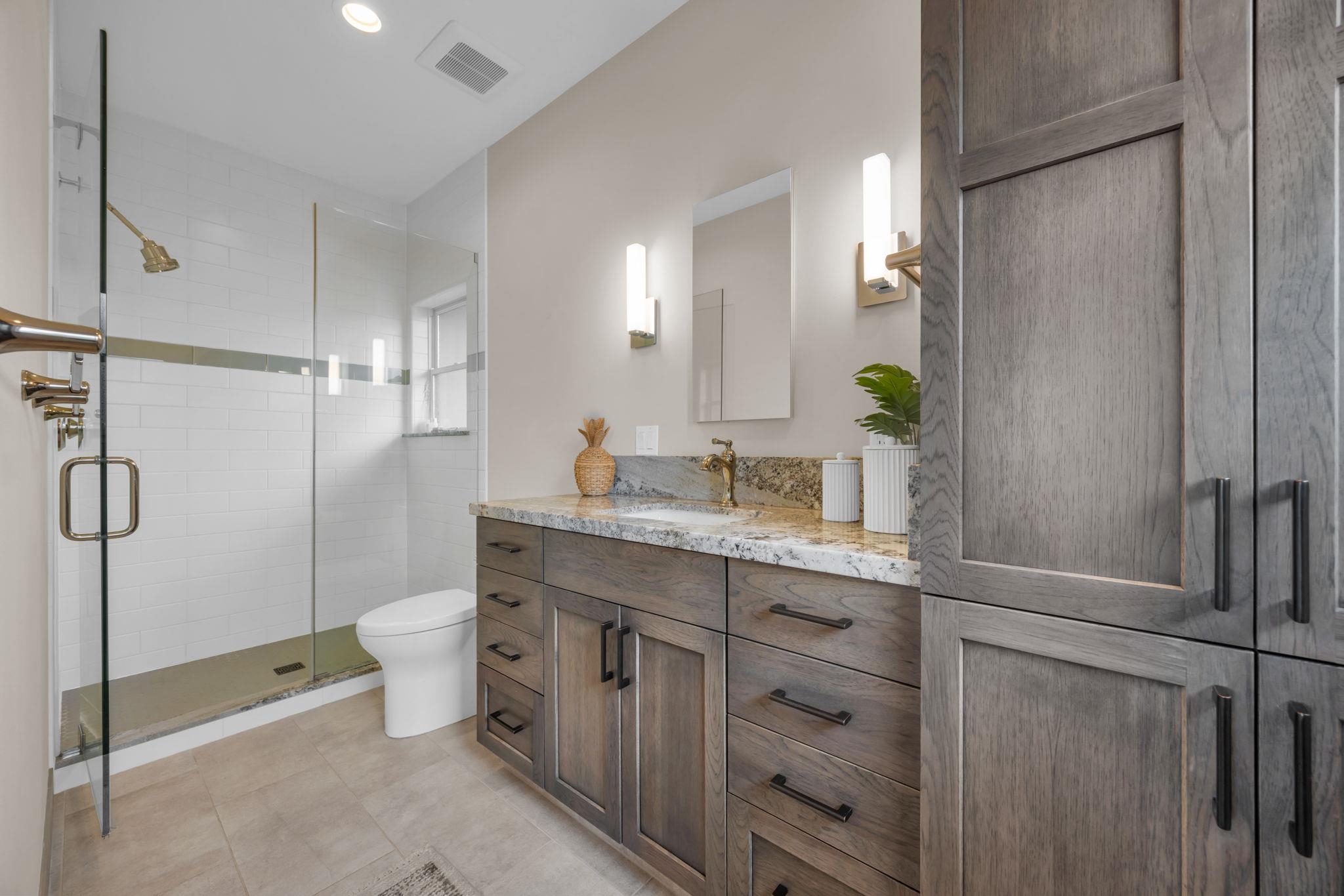 Kula, Hawaii, 96790, United States, 2 Bedrooms Bedrooms, ,2 BathroomsBathrooms,Residential,For Sale,1990288