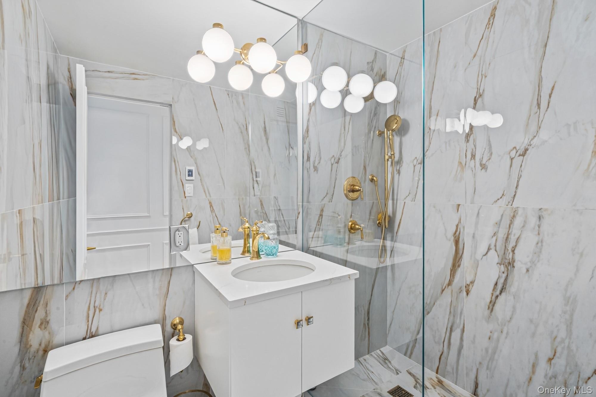 Bayside, New York, 11360, United States, 3 Bedrooms Bedrooms, ,2 BathroomsBathrooms,Residential,For Sale,2048394