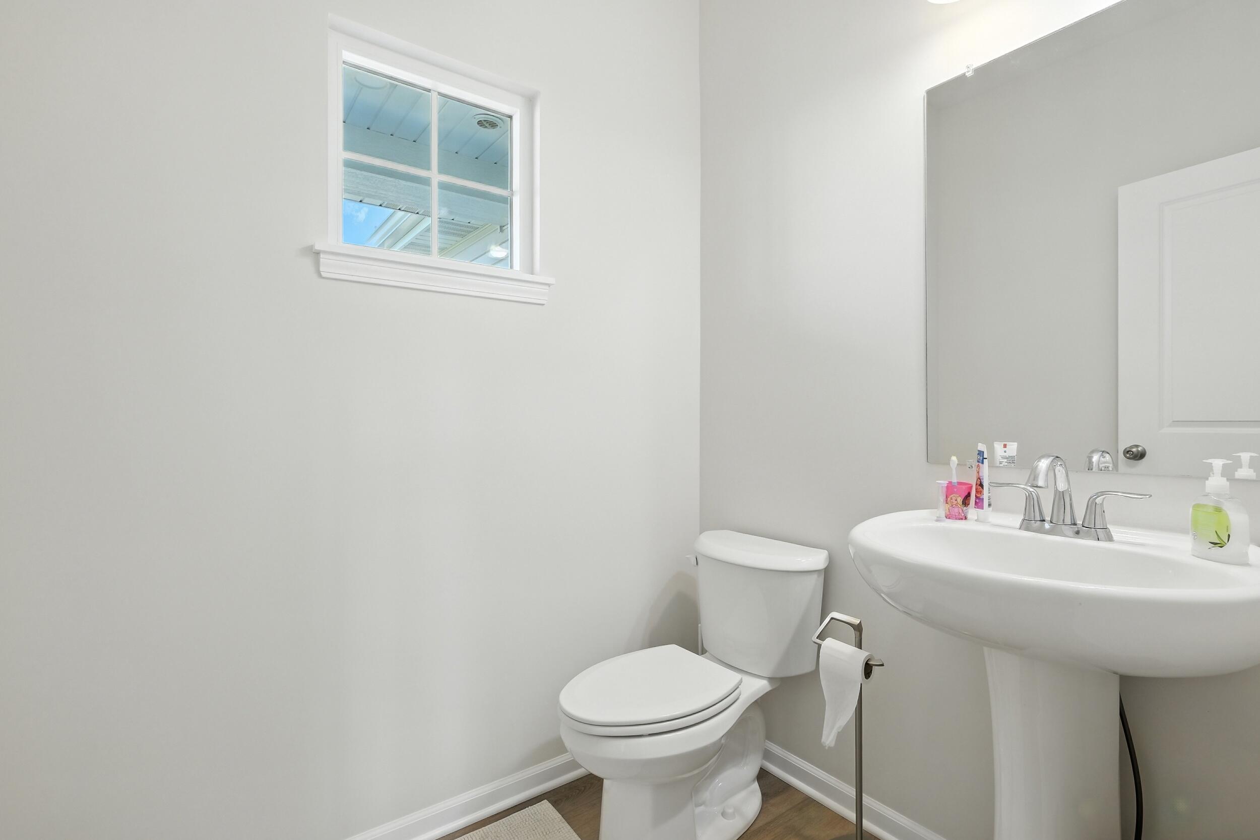 Schererville, Indiana, 46375, United States, 4 Bedrooms Bedrooms, ,3 BathroomsBathrooms,Residential,For Sale,1933479