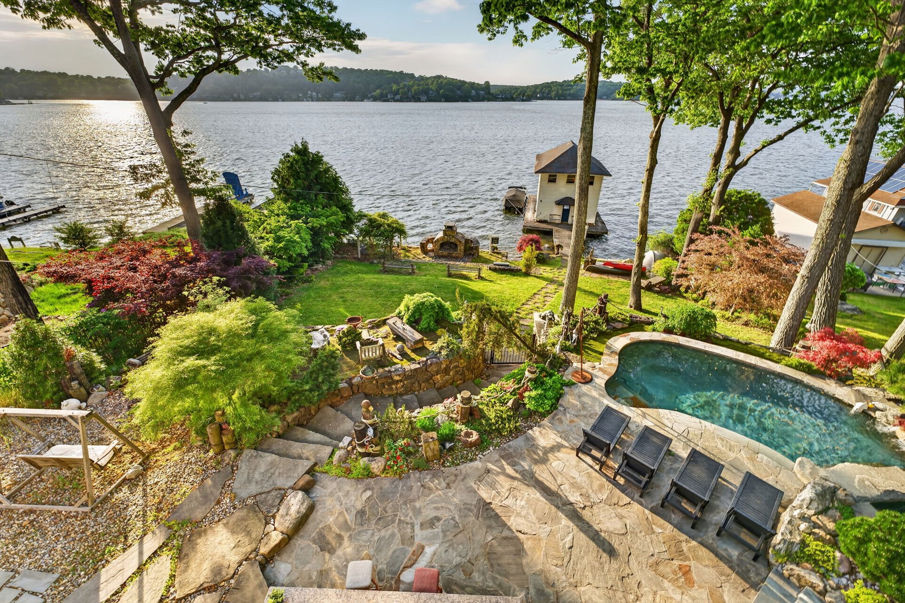 ?Sunset Cover Retreat? on Lake Hopatcong - 物件實景