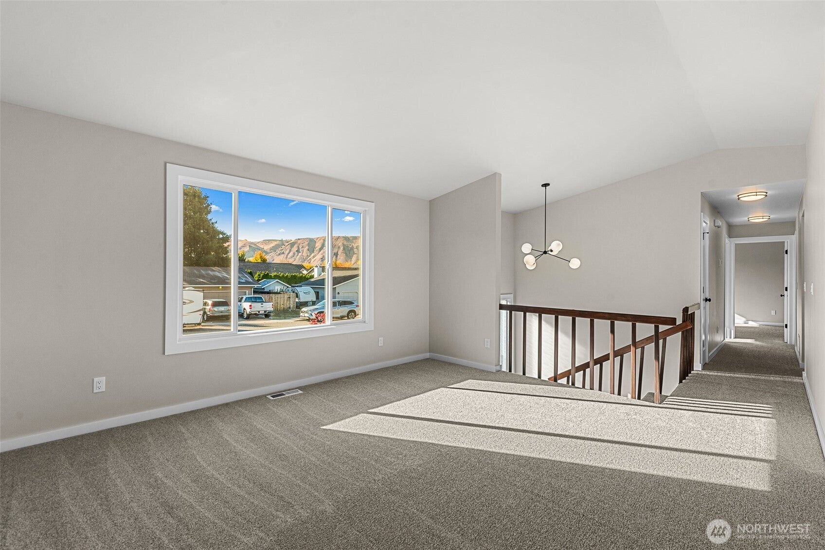 East Wenatchee, Washington, 98802, United States, 3 Bedrooms Bedrooms, ,1 BathroomBathrooms,Residential,For Sale,1984794