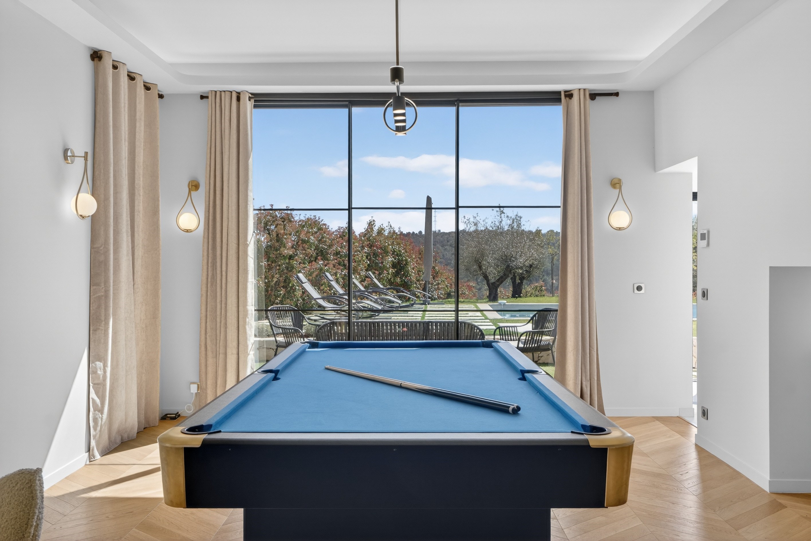  Valbonne near Cannes villa with pool and open views near the Village - 物件實景