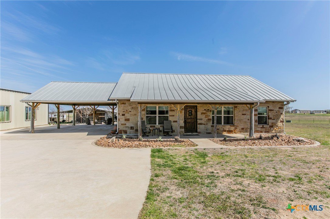 Granger, Texas, 76530, United States, 3 Bedrooms Bedrooms, ,2 BathroomsBathrooms,Residential,For Sale,1923229