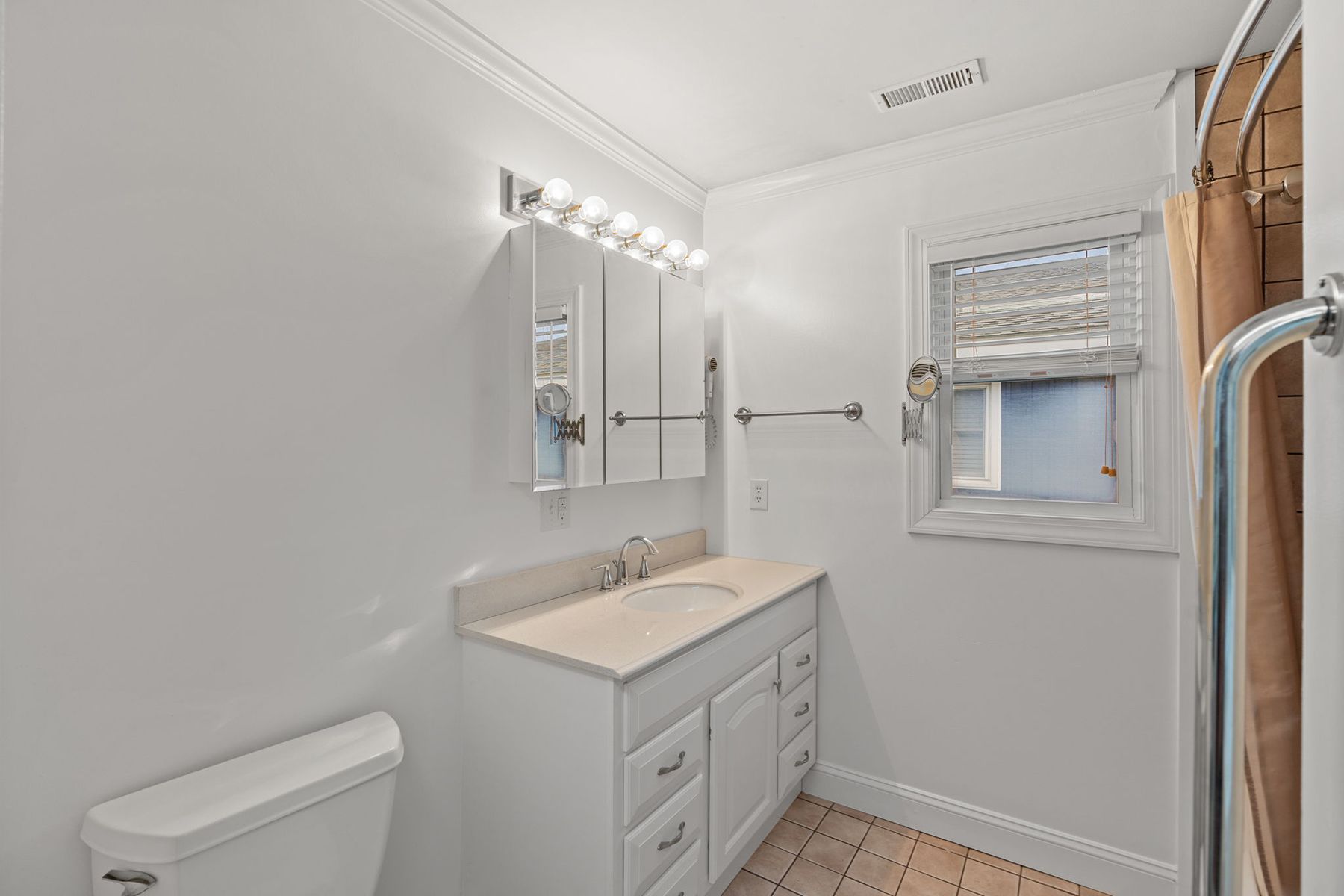  13 Fairmont Street, Ocean Isle Beach, NC 28469 - 物件實景