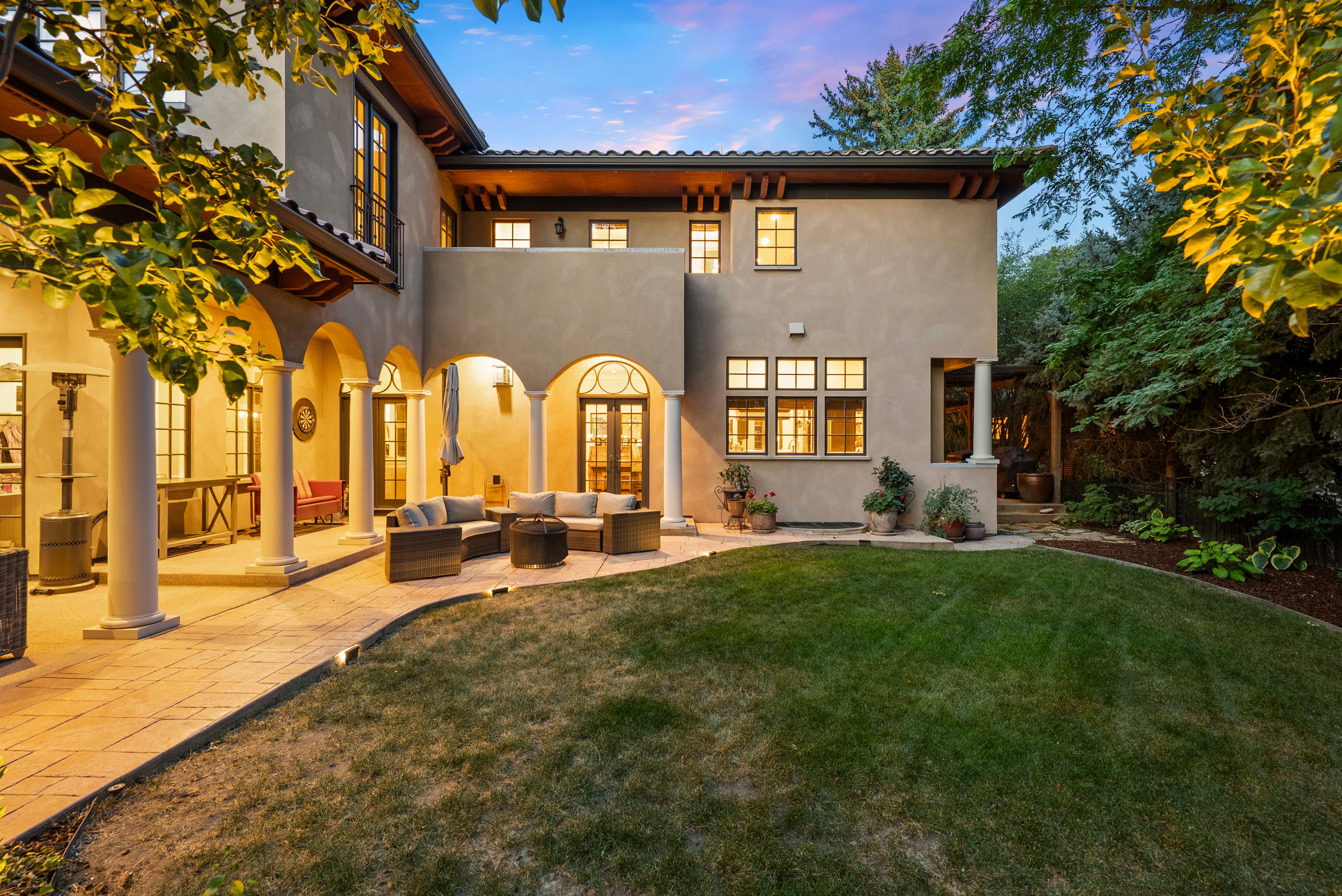  Tuscan Mediterranean-Inspired Estate - 物件實景