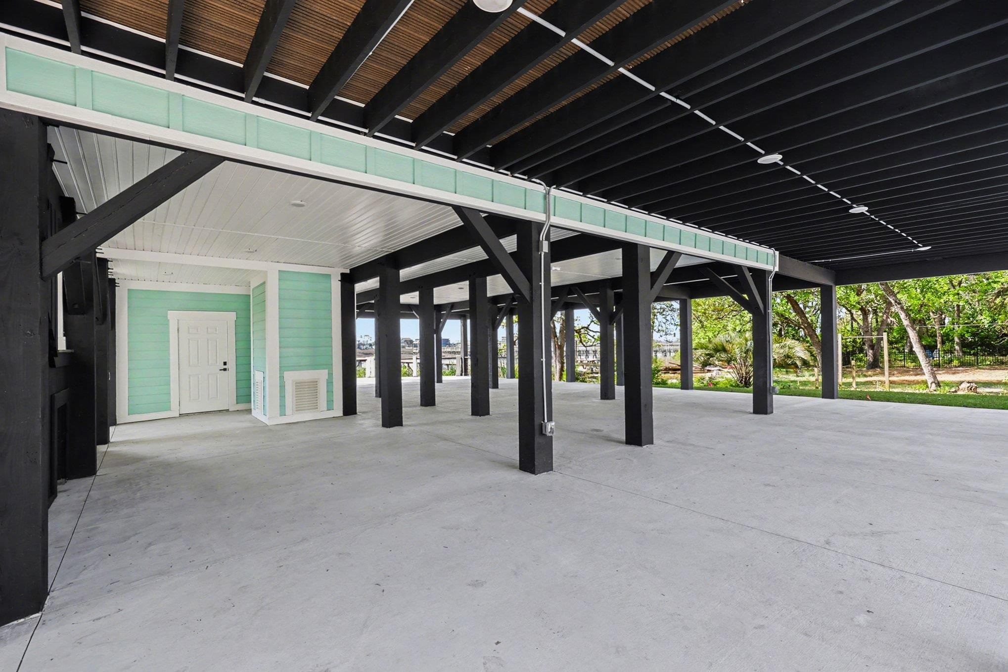 Murrells Inlet, South Carolina, 29576, United States, 5 Bedrooms Bedrooms, ,6 BathroomsBathrooms,Residential,For Sale,2040499