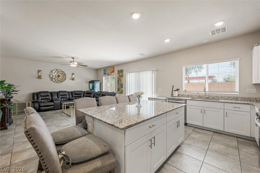 North Las Vegas, Nevada, 89032, United States, 5 Bedrooms Bedrooms, ,1 BathroomBathrooms,Residential,For Sale,2049129