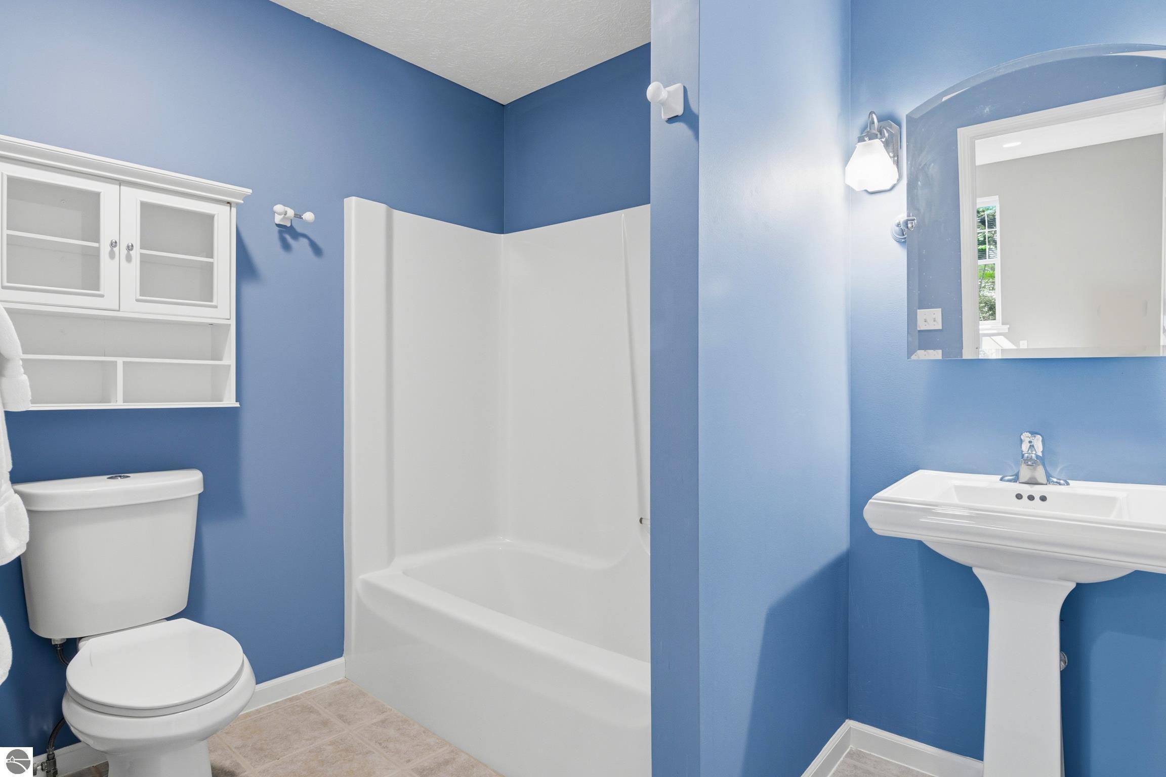 Suttons Bay, Michigan, 49682, United States, 3 Bedrooms Bedrooms, ,2 BathroomsBathrooms,Residential,For Sale,2048869