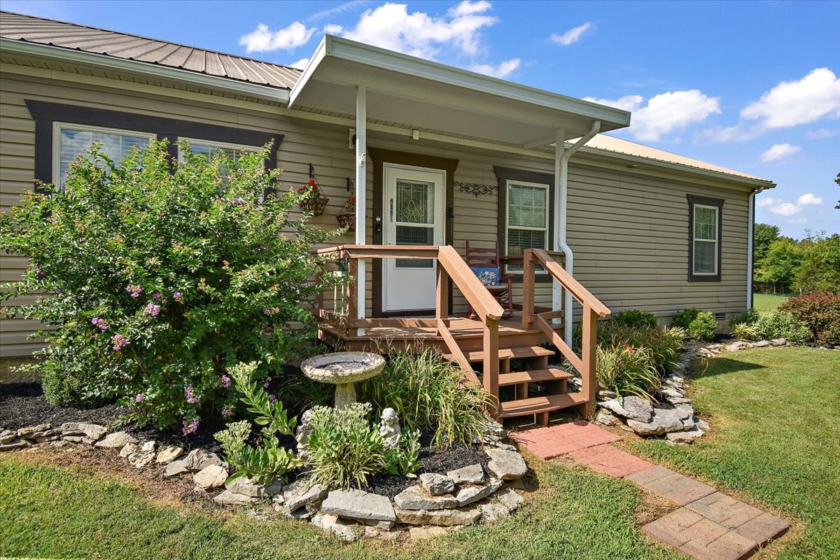 Readyville, Tennessee, 37149, United States, 3 Bedrooms Bedrooms, ,2 BathroomsBathrooms,Residential,For Sale,1903533