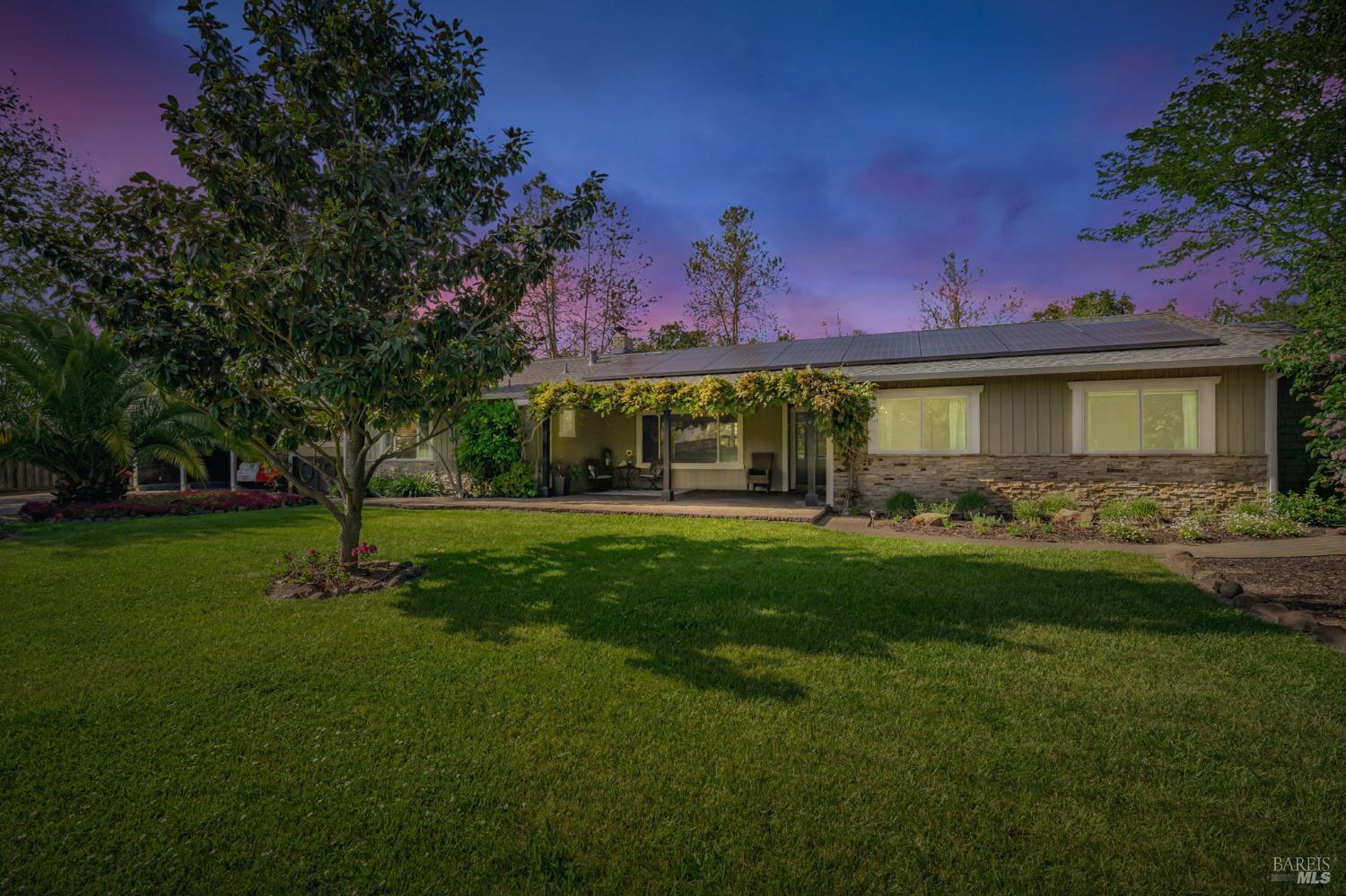 Santa Rosa, California, 95403, United States, 4 Bedrooms Bedrooms, ,4 BathroomsBathrooms,Residential,For Sale,1793567