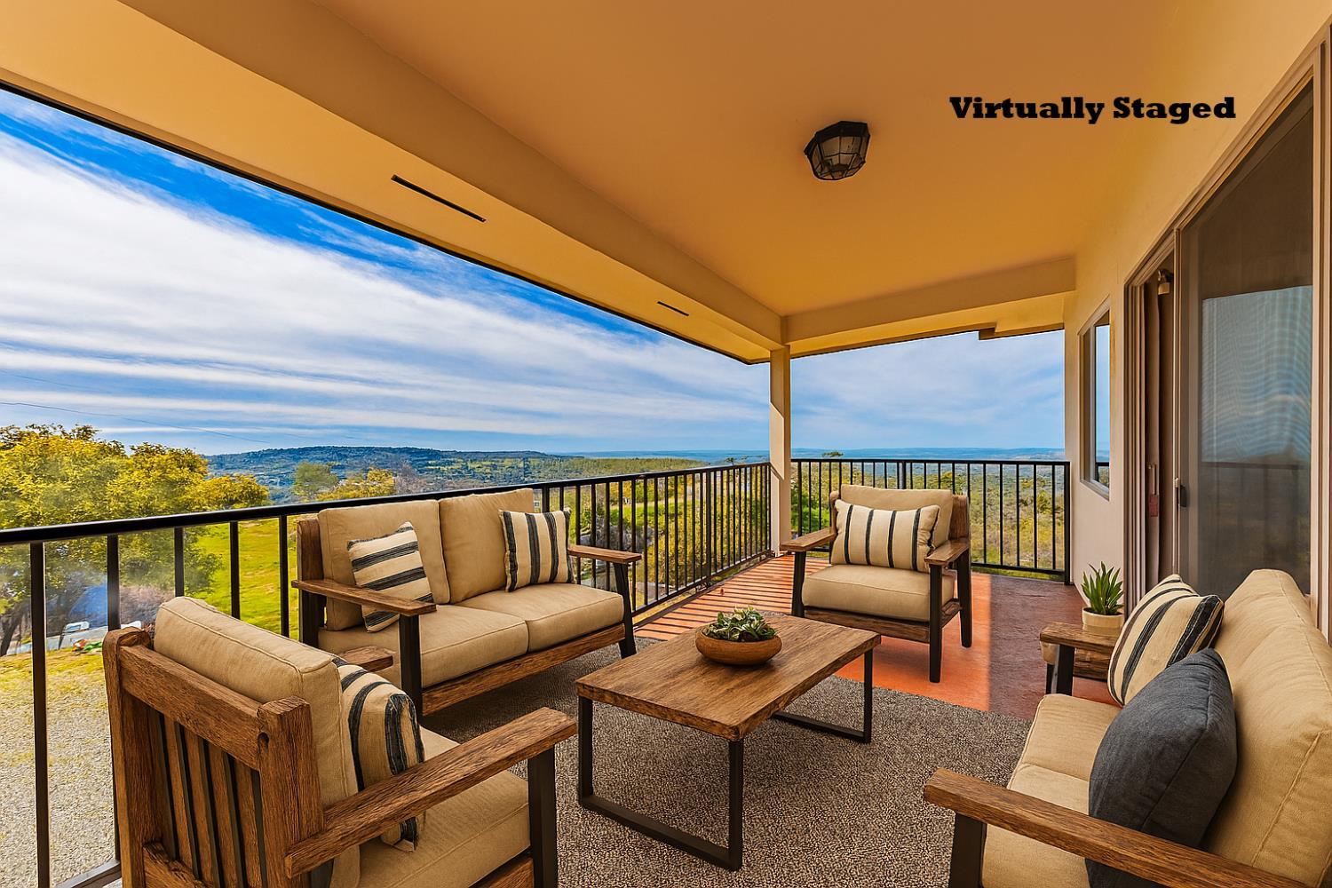 Coarsegold, California, 93614, United States, 3 Bedrooms Bedrooms, ,3 BathroomsBathrooms,Residential,For Sale,1927842