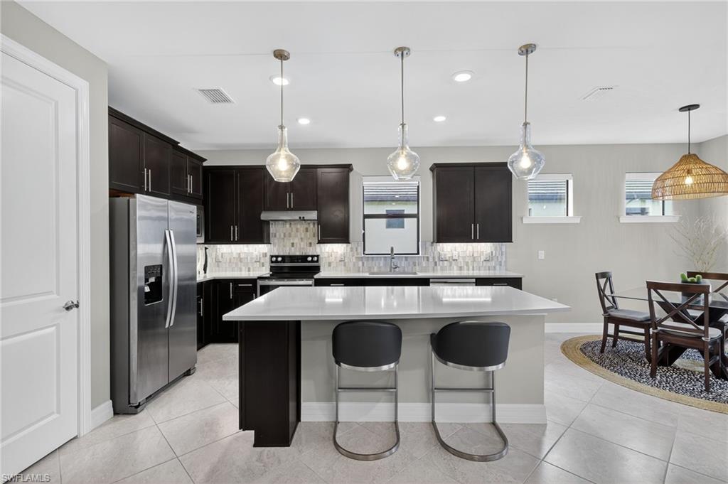 Fort Myers, Florida, 33913, United States, 2 Bedrooms Bedrooms, ,2 BathroomsBathrooms,Residential,For Sale,1941015