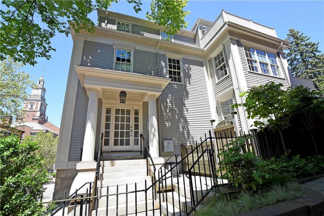 Providence, Rhode Island, 02903, United States, 2 Bedrooms Bedrooms, ,2 BathroomsBathrooms,Residential,For Sale,1868590