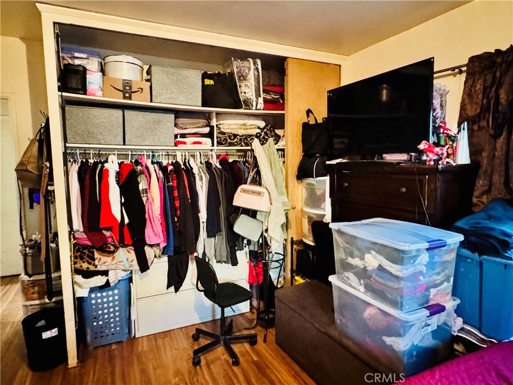 Los Angeles, California, 90023, United States, 4 Bedrooms Bedrooms, ,3 BathroomsBathrooms,Residential,For Sale,2013063