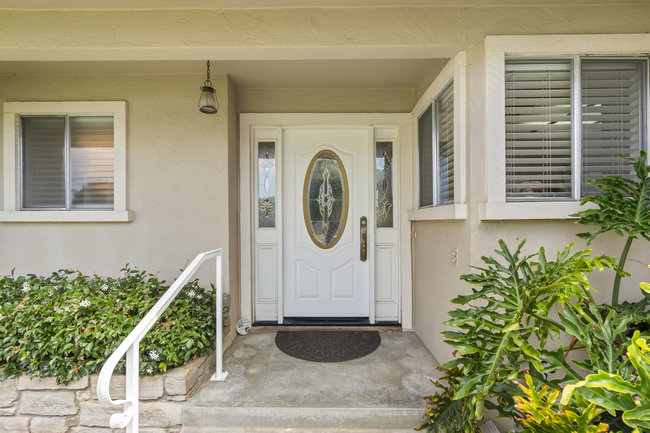 Hollister, California, 95023, United States, 3 Bedrooms Bedrooms, ,2 BathroomsBathrooms,Residential,For Sale,1942638